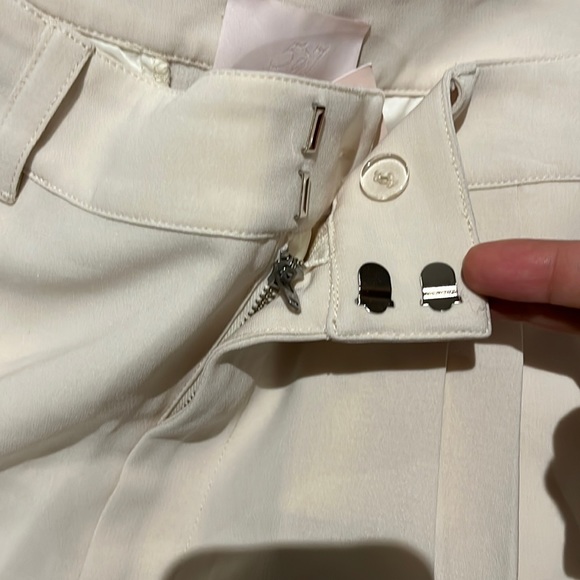 Cinq a Sept CROCHET LACE CORINNA SHORT NWT high waisted - Picture 9 of 15